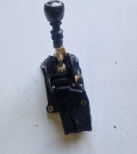 Кулиса  переключения передач оригинальный номер 55557637 opel vectra c 1.9 cdti с Разборки, фото thumb