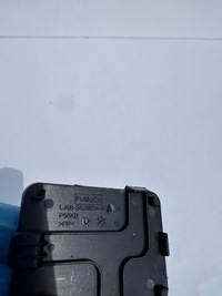 фото thumb №5, Kuga mk3 заглушка сидіння lj6b-s629b04-a