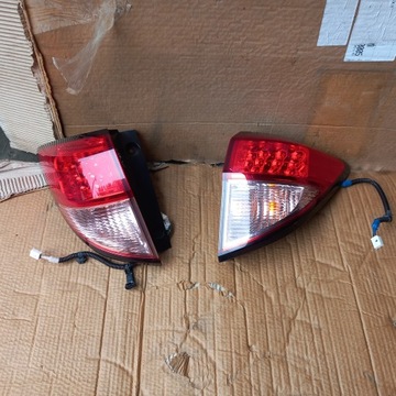 фото thumb №12, Honda hrv hr-v ii 2 лампа зад tyllna w крыло левая / правая оригинал