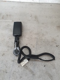 фото thumb №2, Кліпса замок поперечина правий перед picanto ii