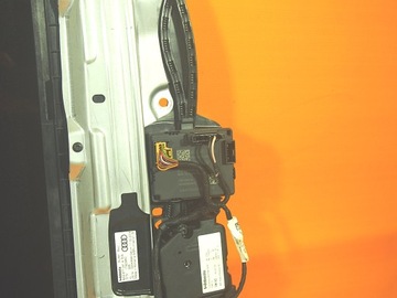 фото thumb №11, Audi a4 8w b9 36km s line люк моторчик блок управления ролета 8w5887041a