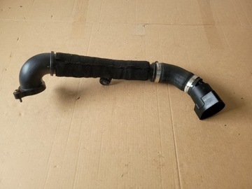 фото thumb №1, Труба шланг интеркулер vw passat b8 golf 04l145770h 04l131111t 1.6 tdi