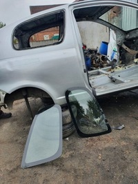 фото thumb №11, Бардачок верхний правый pasażeratoyota yaris i 1.0 vv