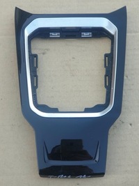 фото thumb №1, Рамка dekor передач домкрата vw t-roc 2ga711456a p-ń