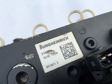 ГИДРАВЛИЧЕСКИЙ РАСПРЕДЕЛИТЕЛЬ JUNGHEINRICH AV6611