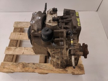 фото thumb №1, Volkswagen passat b6 b7 2.0 tdi коробка передач коробки передач dsg код pqv cba cbb