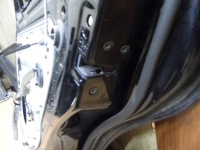 фото thumb №3, Volvo v50 2.0d 05' замок правый задняя