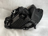 фото thumb №3, Mercedes cklasa w206 права лампа full led performance