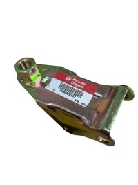 фото thumb №1, Alfa romeo 166 кронштейн поворотный кулак рычаг нижний le