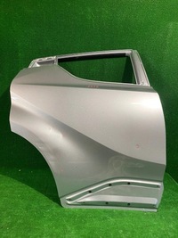 фото thumb №1, Двері праве задні toyota chr c-hr