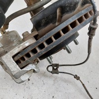 фото thumb №8, Hyundai ix35 1,7crdi поворотный кулак левая перед суппорт