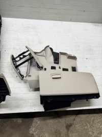 фото thumb №14, Bmw 7 f01 2010r сиденья вентилируемые заднее сиденье обшивки туннель бардачок комплект euro