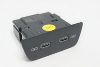 фото thumb №3, Роз'єм заряджання usb vw t-roc 17-