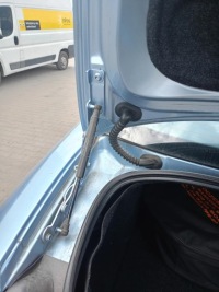 фото thumb №1, Привод амортизатор крышки задняя fiat linea 2008