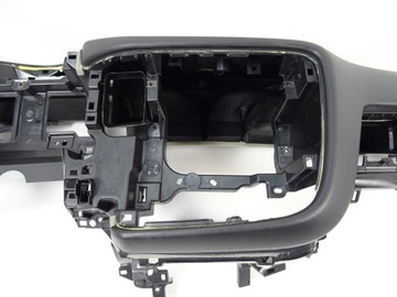 фото thumb №8, Outlaner iii рестайлінг консоль панель роздавальна капот панель