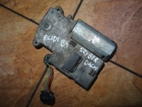 фото thumb №2, Audi a4 моторчик люк 2