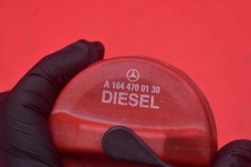 фото thumb №7, Кришка заливання пального a1644700130 mercedes r-klasa w251 05-10