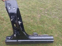 фото thumb №1, Mercedes w117 cla порог правый блок двигателя средний 191