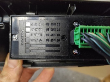 фото thumb №6, Вимикач скла лівий перед volvo v50 30710787