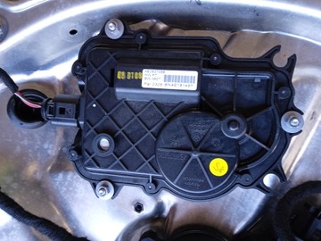 Купить Моторчик доводчик дверь правый  перед audi a8 d3, фото thumb