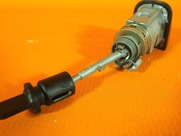фото thumb №14, Audi a5 8t ручка перед lh 8t0837205a lx7r