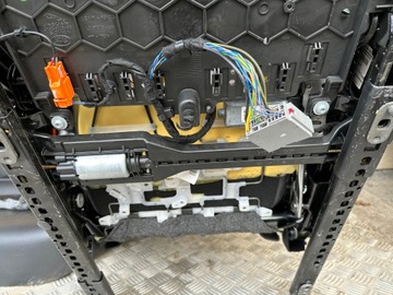 фото thumb №7, Сиденья диван кожа jaguar e-pace