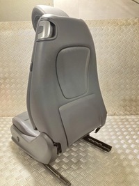 фото thumb №10, Сидіння диван обшивки салон стеля mercedes w238