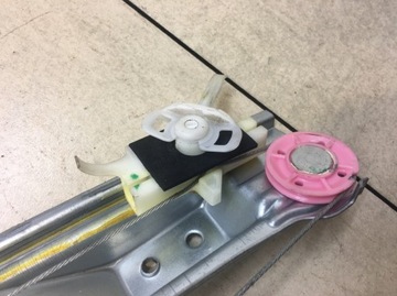 фото thumb №7, Підйомник вікна праві зад opel corsa d 1.3 cdti