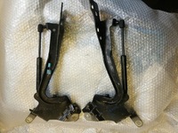 фото thumb №1, Петля капот правий/лівий renault scenic iii 2009-