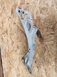 фото thumb №1, Кронштейн крепление крыльев левая audi a6 c7 4g0821135a