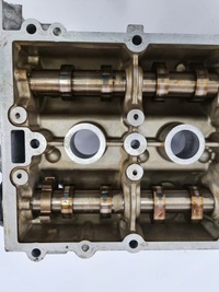 фото thumb №7, Крышка клапанов валы vw up citigo 1.0 04c103475d