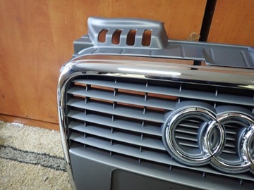 фото thumb №7, Audi a4 b7 решітка середня решітка радіатора хром