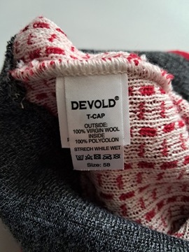 Шапка Devold, 100% шерсть мериноса, размеры 56-59.