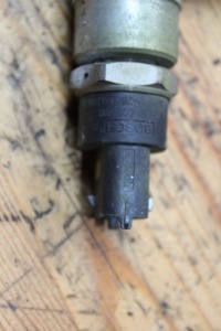 фото thumb №12, Топливная рейка yaris ii auris corolla e12 1.4 d4d 23810-33020 датчик