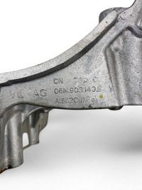 фото thumb №13, Audi a4 s4 b9 8w 2023 кронштейн / кронштейн фильтра масла 06n903143