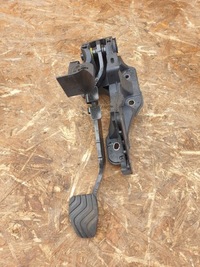 фото thumb №1, Renault clio v педаль тормоза 465014942r