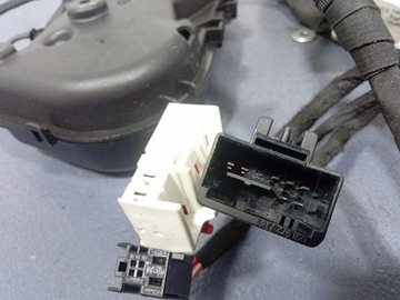 фото thumb №7, Porsche panamera 971 замок дверь перед правый переднее доводчик 971837016