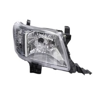 фото thumb №1, Фара праві перед toyota hilux vii