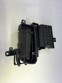 фото thumb №1, Кронштейн коробка предохранителей bmw g20 8796283