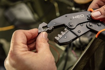 ОБЖИМНЫЕ ЩИПЦЫ NEO для наконечников 0,5-16 мм2