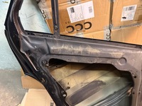 фото thumb №10, Mercedes glc купе 253 w253 дверь левый зад цвет 197