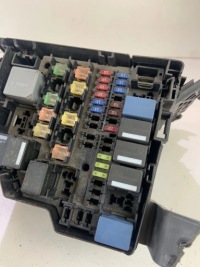 Коробка запобіжників ford fiesta mk7 ba Недорого, фото thumb