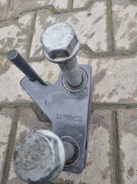 фото thumb №3, Кронштейн кронштейн правий ресора renault gama t range c volvo fm 4