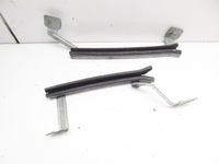 фото thumb №1, Citroen c4 i 04r- кронштейн стекло перед правое kpl