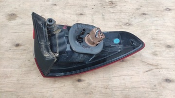 фото thumb №7, Лампа правая зад правые w крыло ford fiesta mk7 sedan usa ae83 13b504 ac