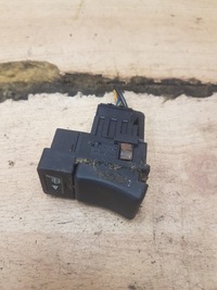 фото thumb №1, Переключатель отопления сиденье volvo 850