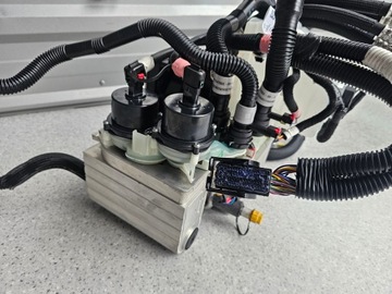 фото thumb №4, Tesla модель y juniper насос теплообмінник тепло