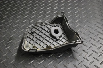 фото thumb №5, Заглушка лампы левый зад w крыло audi a8 d3