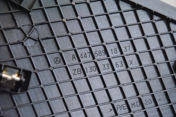 фото thumb №5, Mercedes vito панель роздавальна планка права w447 2018 rhd