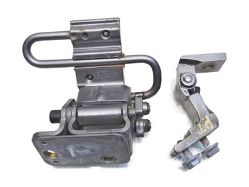 фото thumb №1, Петлі двері правий зад ly7q a6 c6 avant